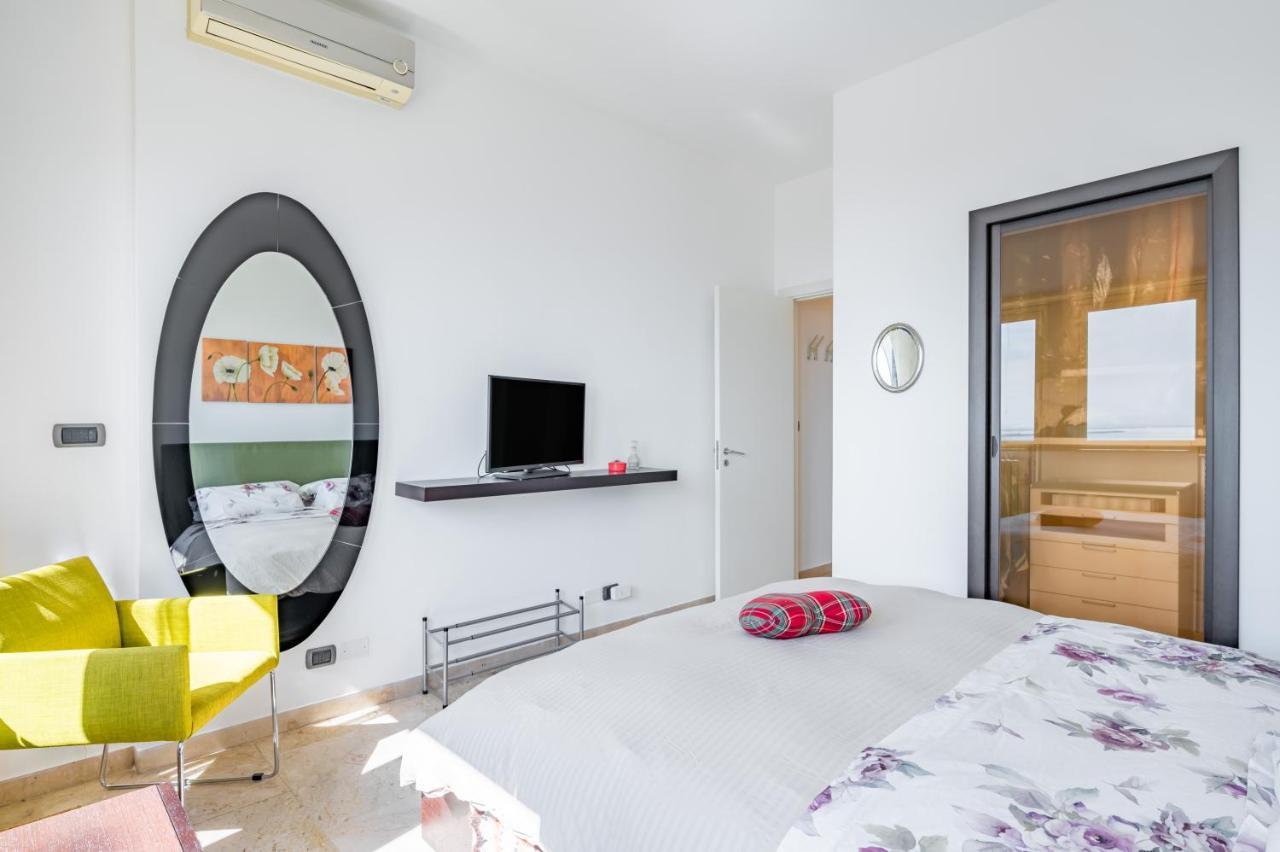 Catania Seaview Apartment With Balcony Zewnętrze zdjęcie